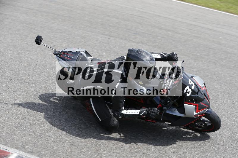 /Archiv-2024/29 12.06.2024 MOTO.CH Track Day ADR/Gruppe gelb/33